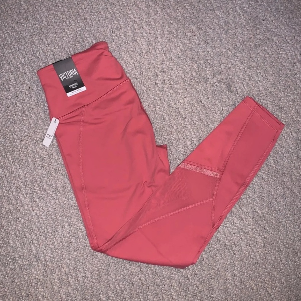 NWT Victoria’s Secret Legging